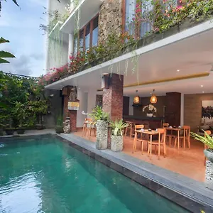 *** Guest house Ning By Pramana Indonesia